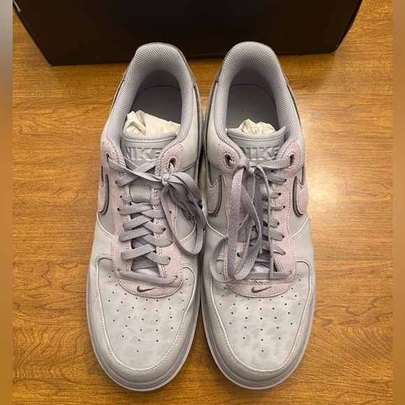 Nike Air Force 1 Luxe Providence Purple - Picture 8 of 9